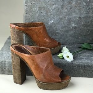 Chloe Platform leather mules, 10